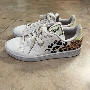 Adidas 3 stripe cheetah print